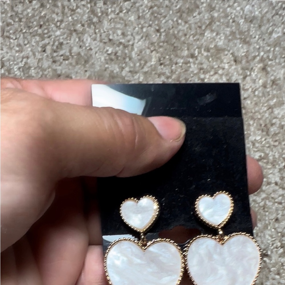 Earring Set - Picture 4 of 5